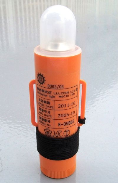 日本救命器具 救命胴衣灯(MED承認品) 日本救命器具 救命胴衣灯(MED承認品)