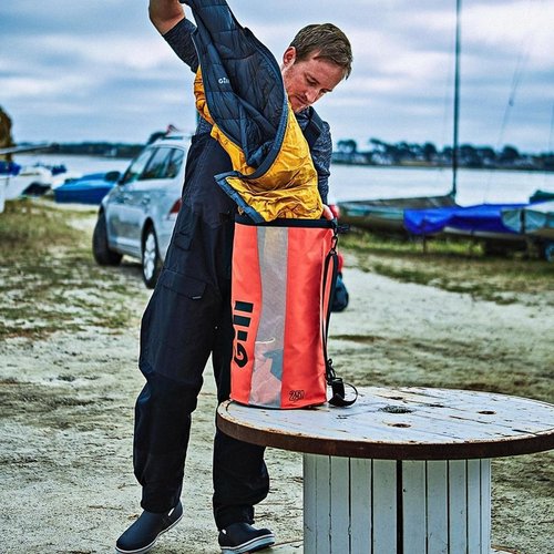 GILLギル L053 Wet & Dry Cylinder Bag 25L 2020