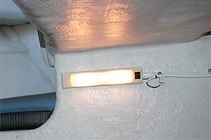 ヤマハ アンダーバースライト(ベース付)(販売終了) ヤマハ アンダーバースライト(ベース付)(販売終了)