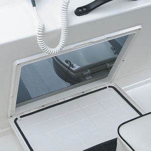 ヤマハ SR-X用ブレーカーパネル+キャビンハッチ ヤマハ SR-X用ブレーカーパネル+キャビンハッチ