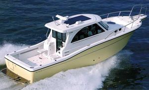 マルチ・クルージングボート マルチ・クルージングボート